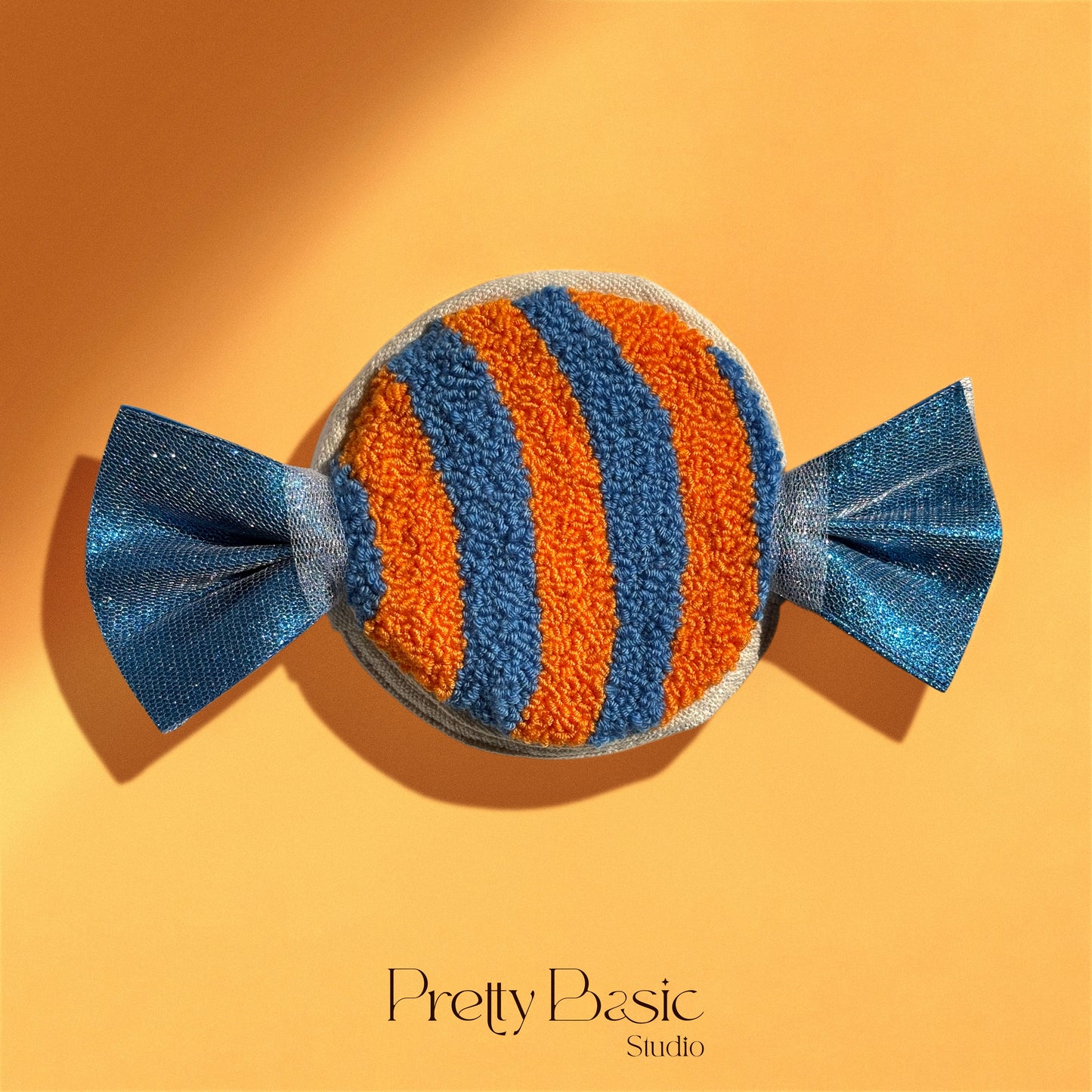 Bonbon hand tufted pouch