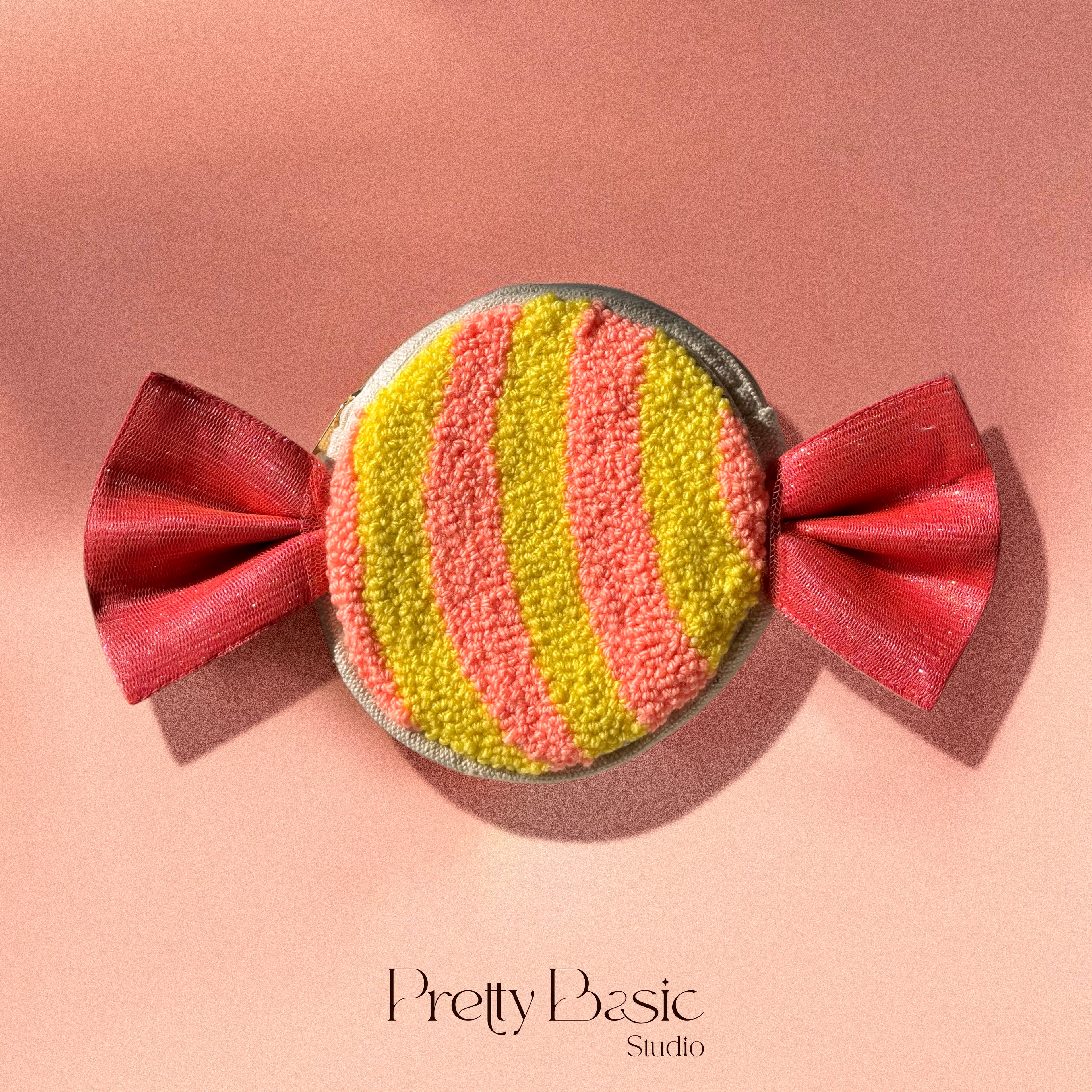 Bonbon hand tufted pouch