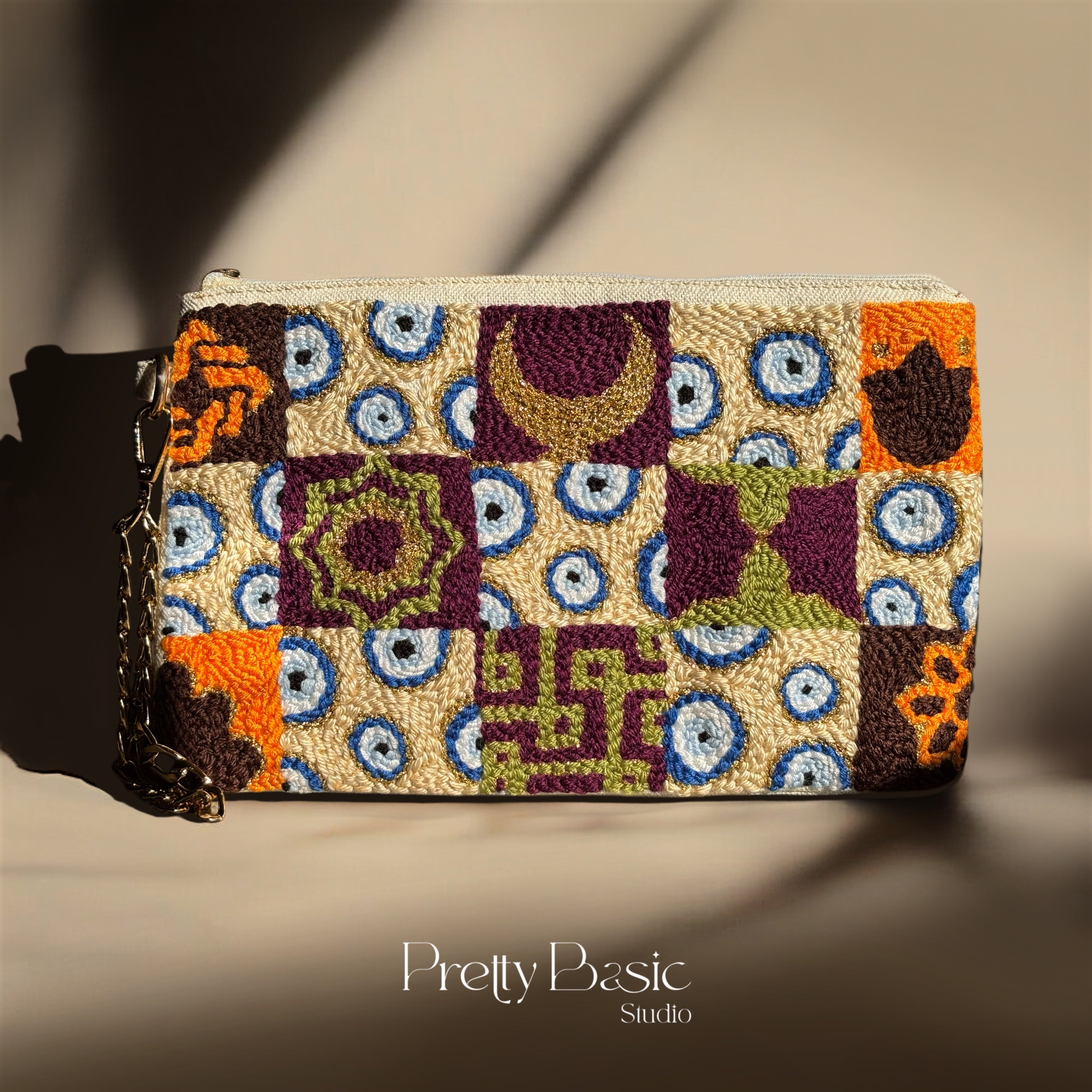 Layali hand tufted clutch