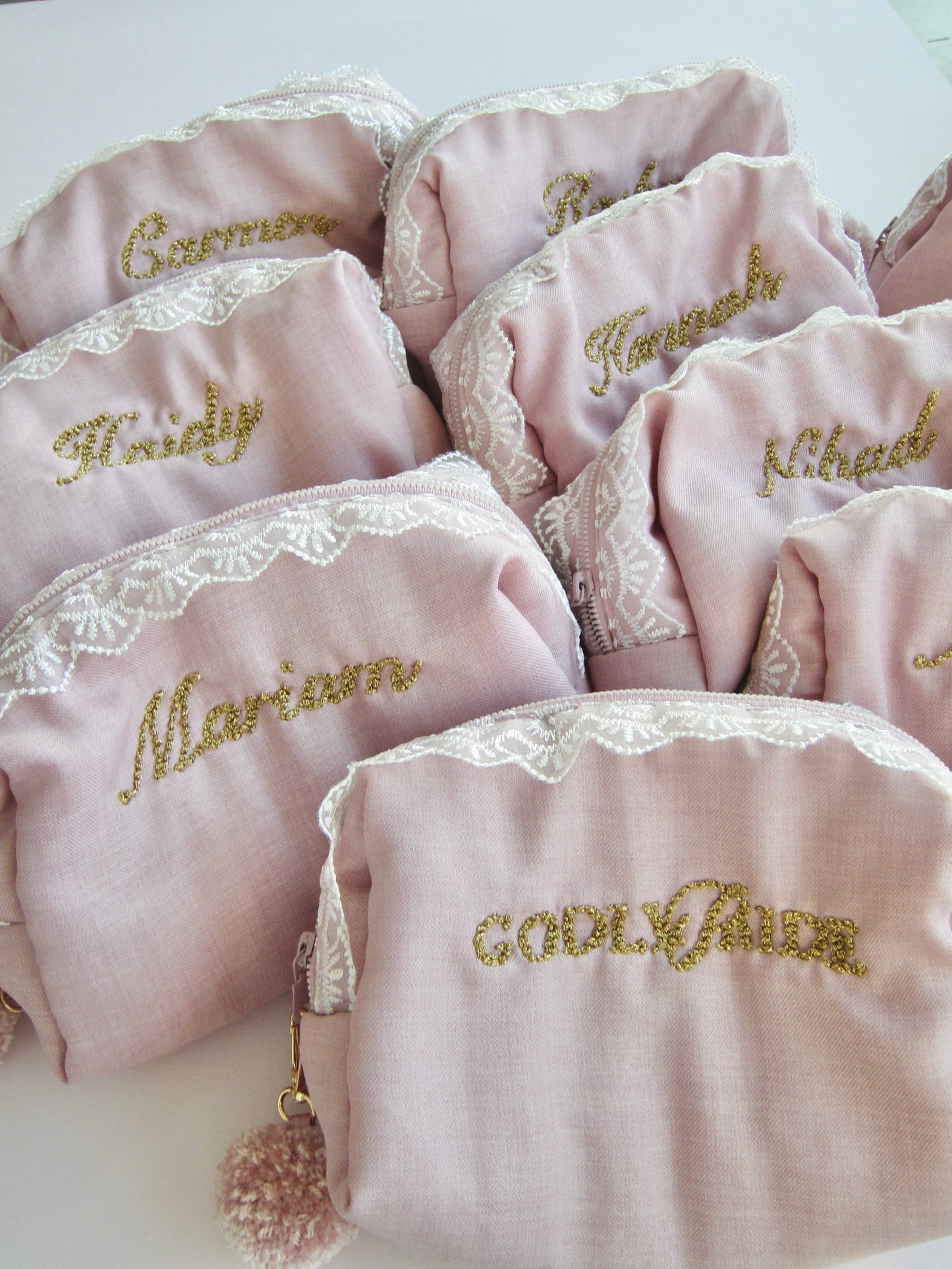 The Custom "Pretty Packed” Pouch