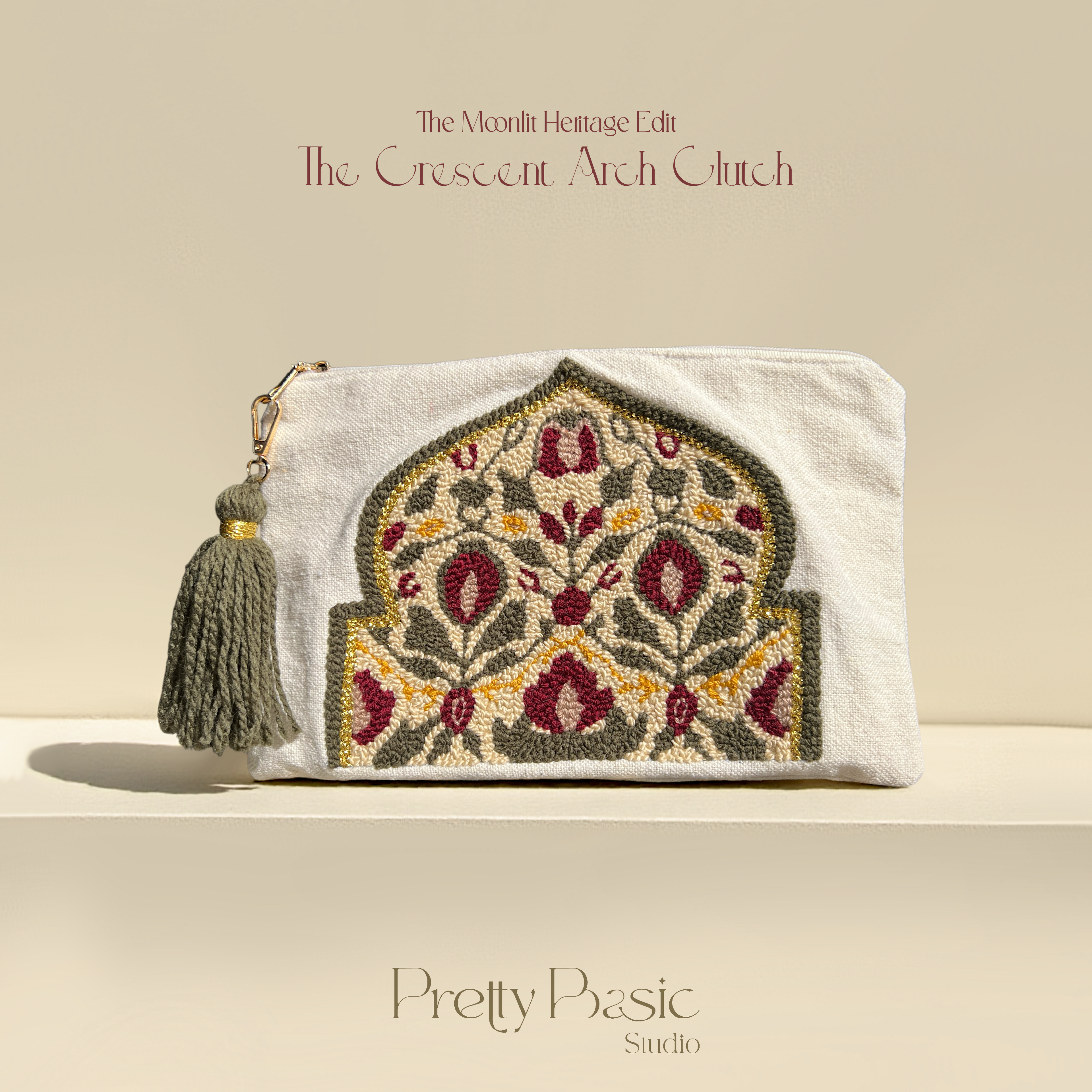 The Crescent Arch Clutch
