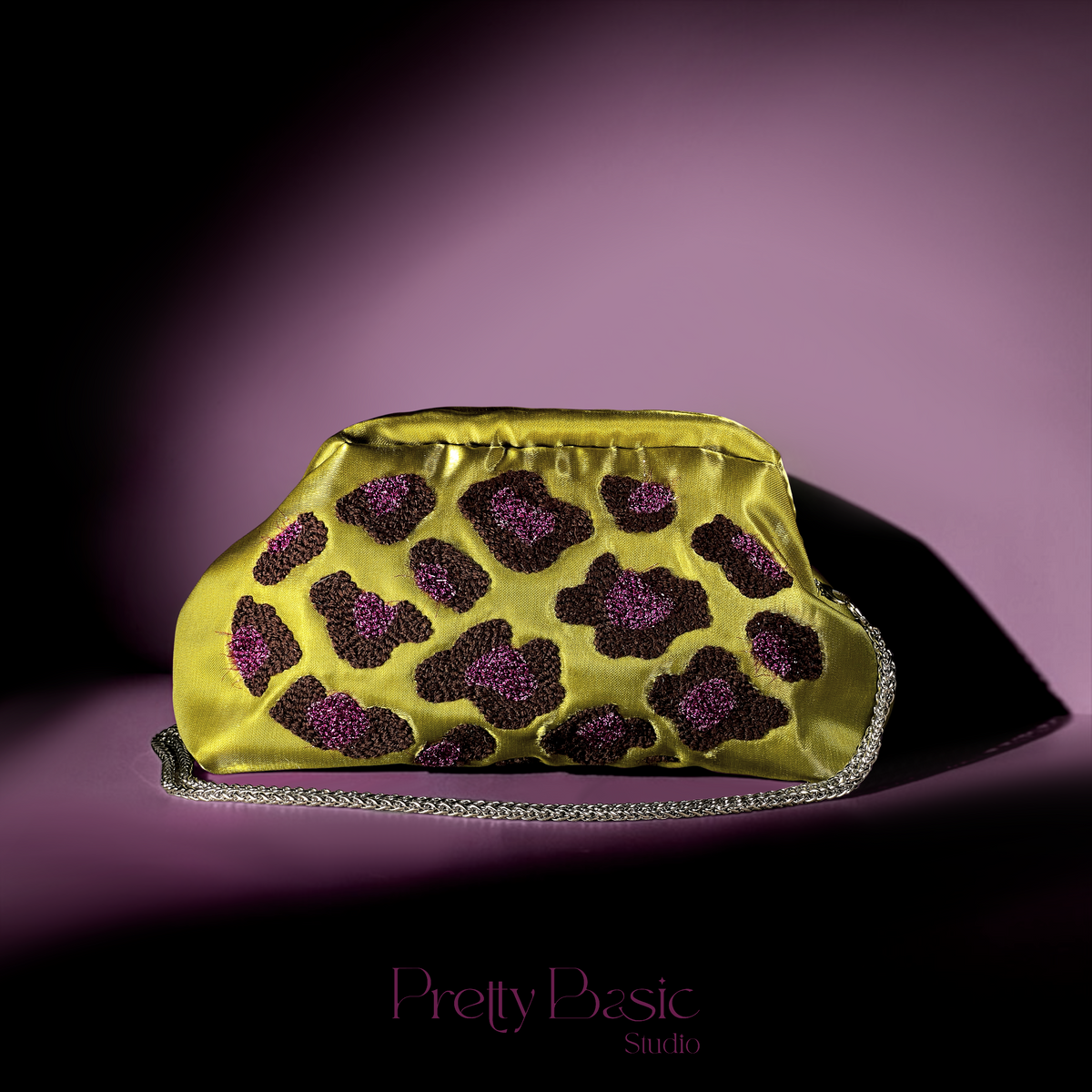 The Wild Affair Clutch