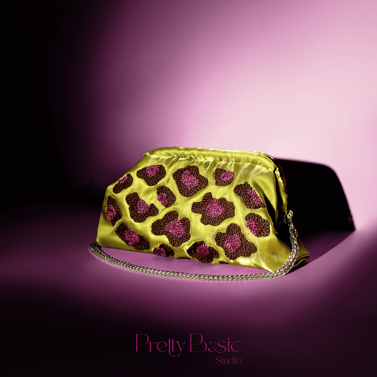 The Wild Affair Clutch