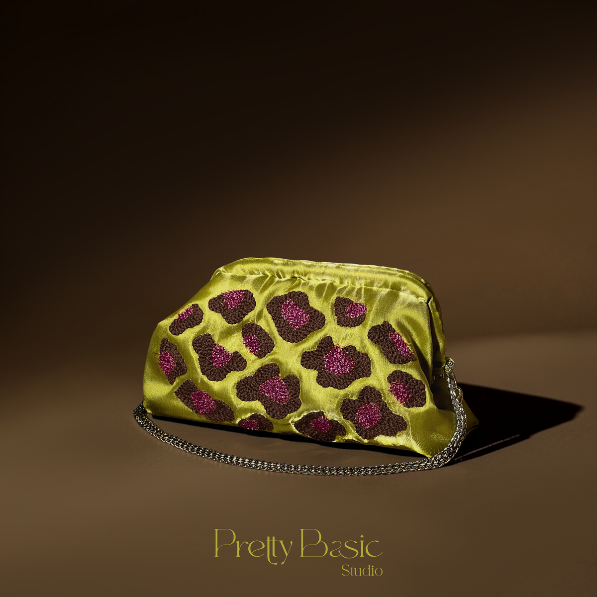 The Wild Affair Clutch