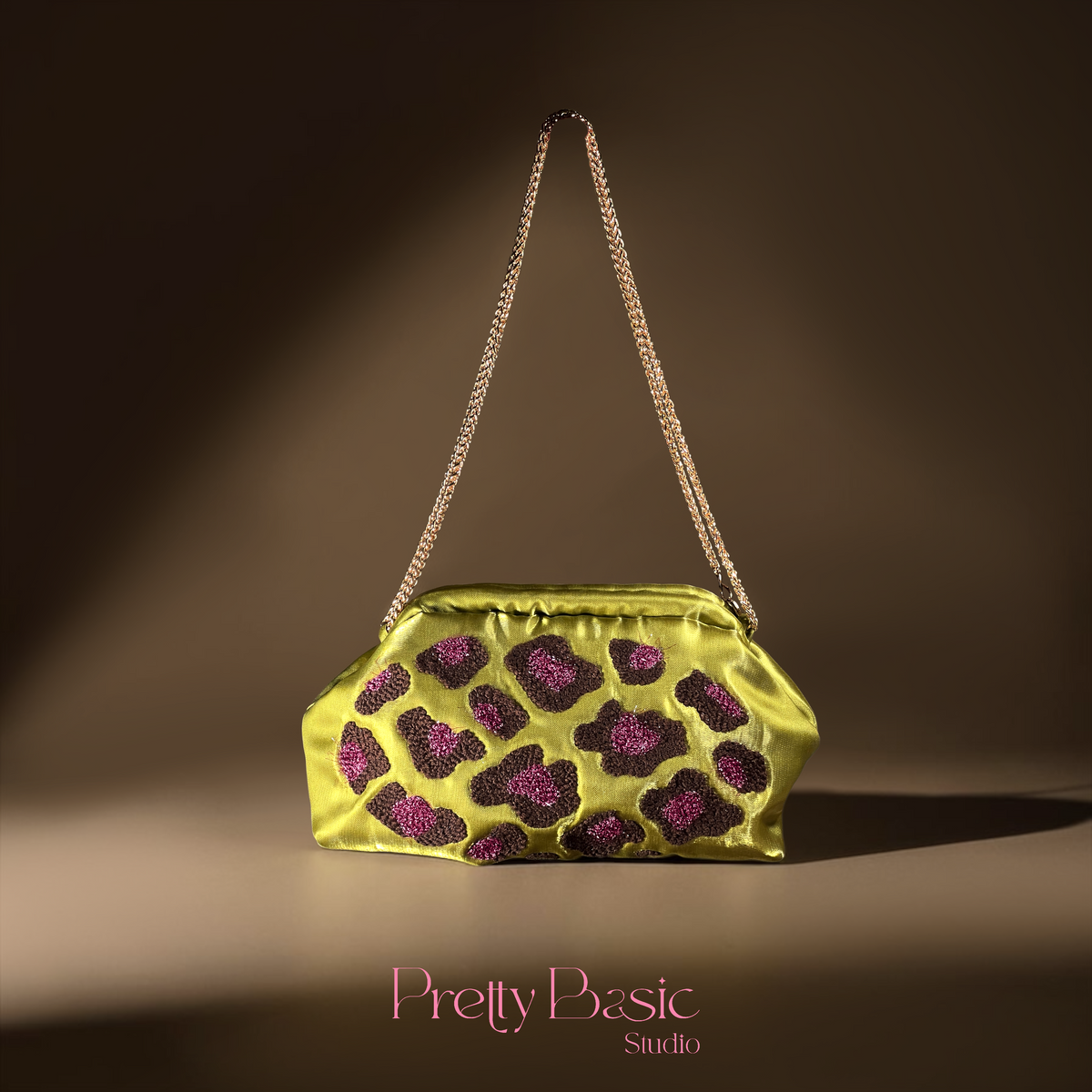 The Wild Affair Clutch