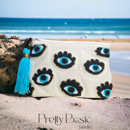 Blue Eyes Hand Tufted Clutch